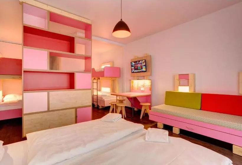 Fotos del hotel Meininger  Hamburg City Center:  14