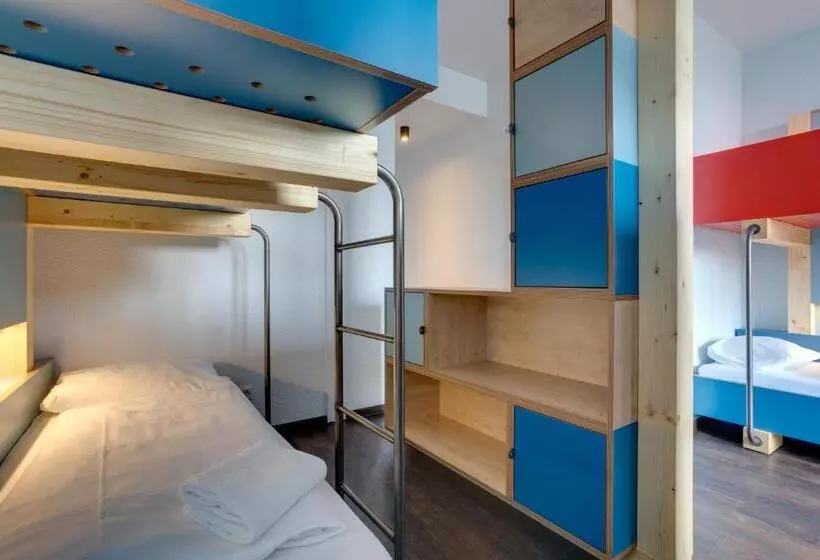 Fotos del hotel Meininger  Hamburg City Center:  2