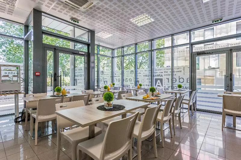 Fotos del hotel Appart'City Bordeaux Centre:  4