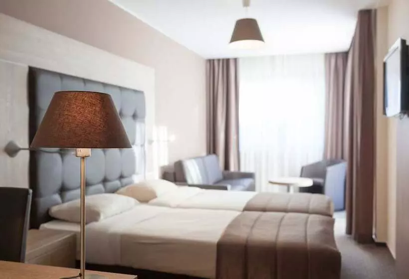 Fotos del hotel Villa Royale:  12