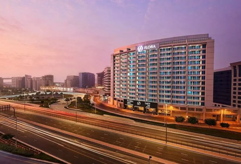 Flora Creek Deluxe  Apartments