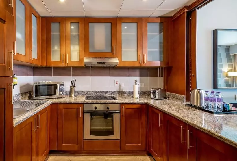 Fotos del hotel Flora Creek Deluxe  Apartments:  8