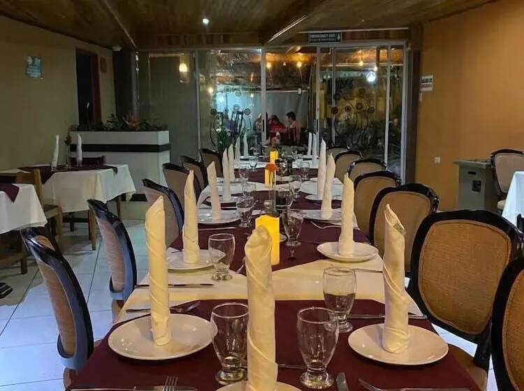 Fotos del hotel Jardines De Monteverde:  15