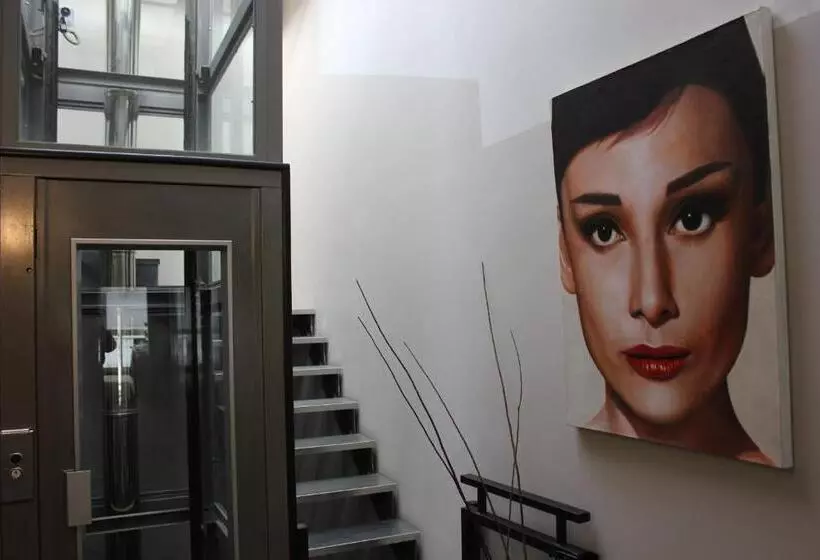 Fotos del hotel Mh Design:  3