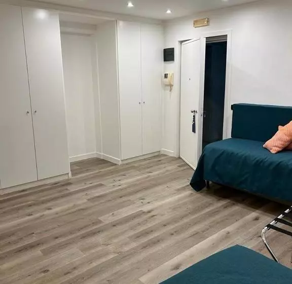 Fotos del hotel Mh Design:  24