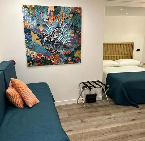 Fotos del hotel Mh Design:  21