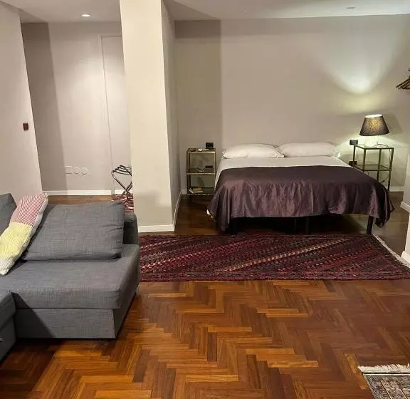 Fotos del hotel Mh Design:  25