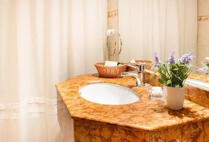 Fotos del hotel Orly:  20