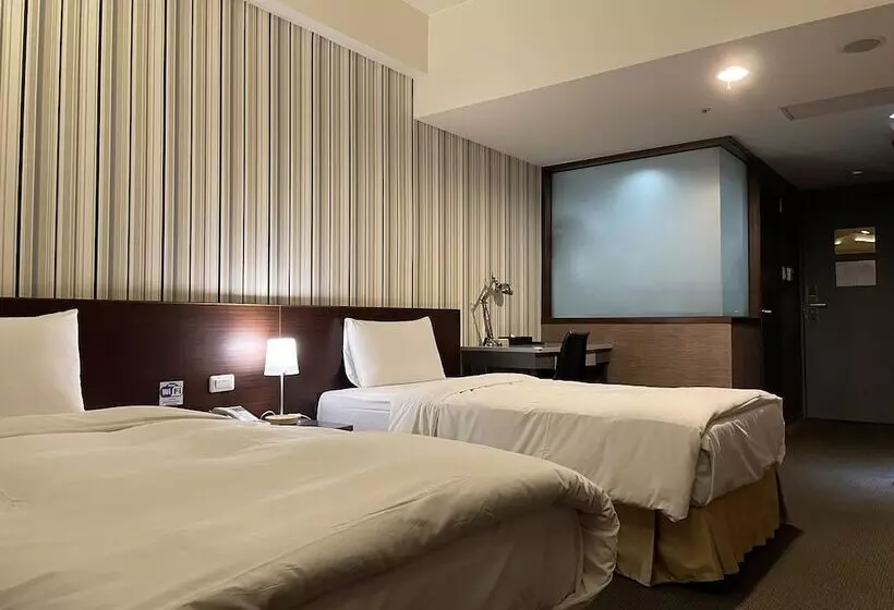 Fotos del hotel The Galerie:  21