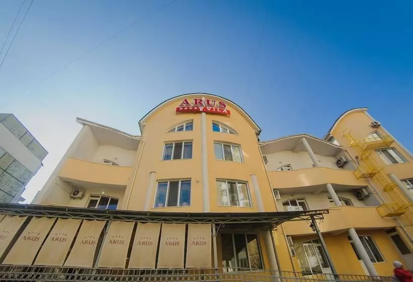 Fotos del hotel Villa Arus:  1