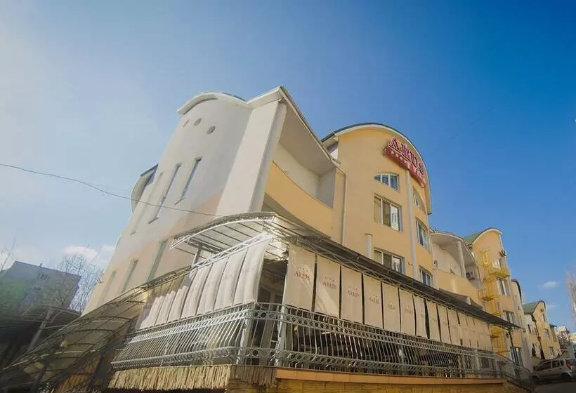 Fotos del hotel Villa Arus:  7