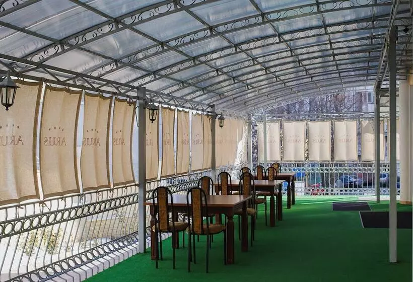 Fotos del hotel Villa Arus:  3