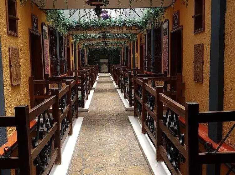 Fotos del hotel Temático Mision Colonial:  18