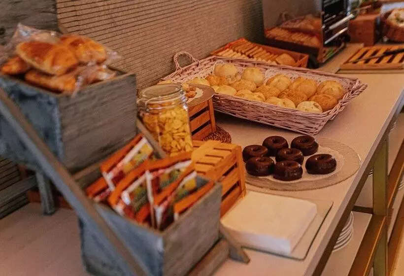 Fotos del hotel Yit El Postigo:  8