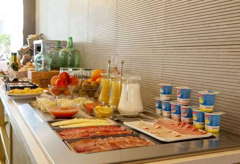 Fotos del hotel Yit El Postigo:  3