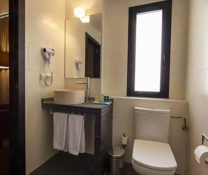 Fotos del hotel Yit El Postigo:  25