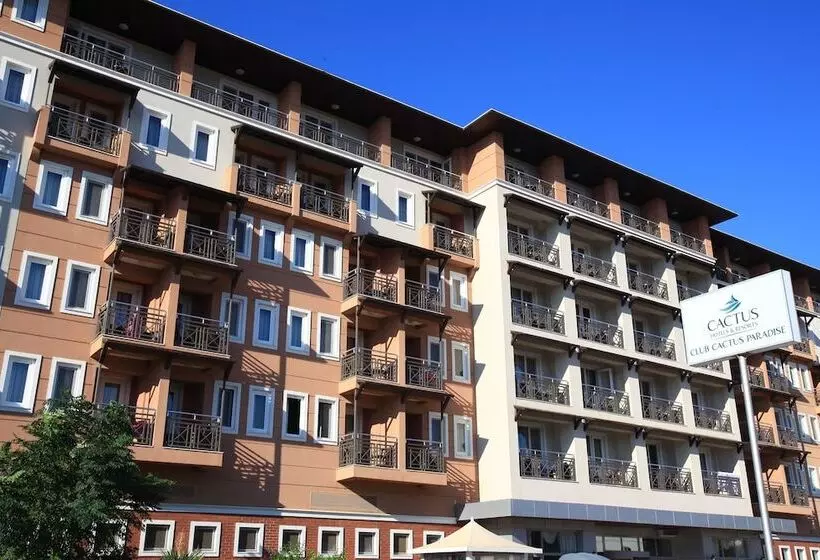 Club Cactus Paradise