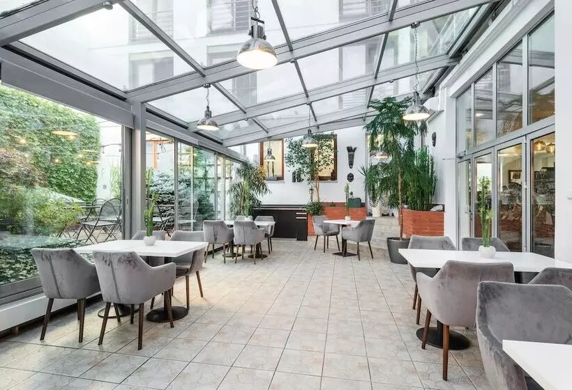 Fotos del hotel Troja:  23