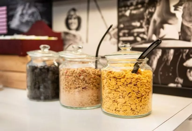 Fotos del hotel Troja:  25