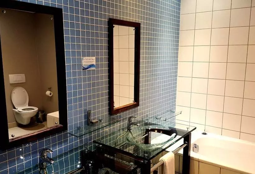 Fotos del hotel Circa Luxury Apartment:  23