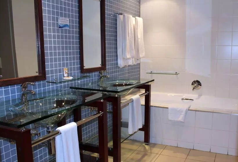 Fotos del hotel Circa Luxury Apartment:  21