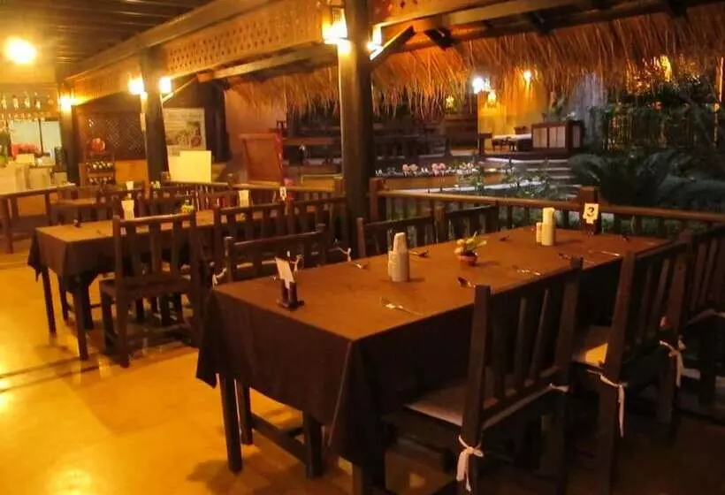 Fotos del hotel Pai Hotsprings Spa Resort:  2