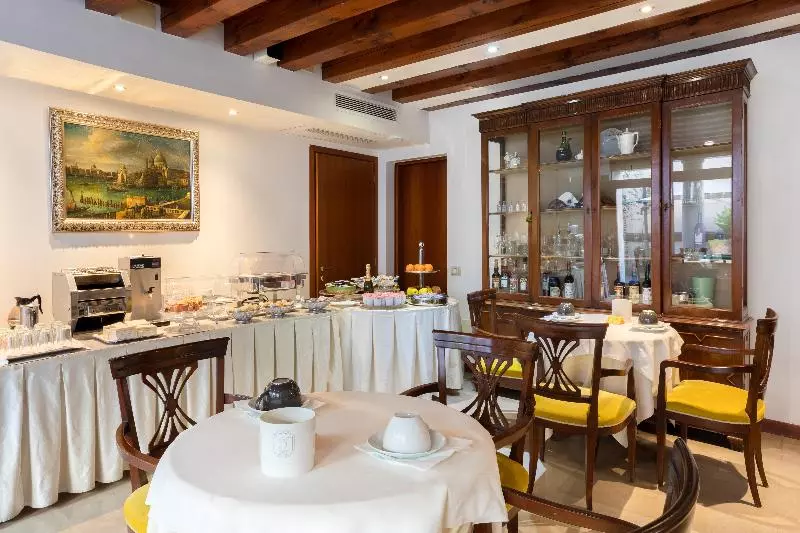 Fotos del hotel Ca  Fortuny:  8