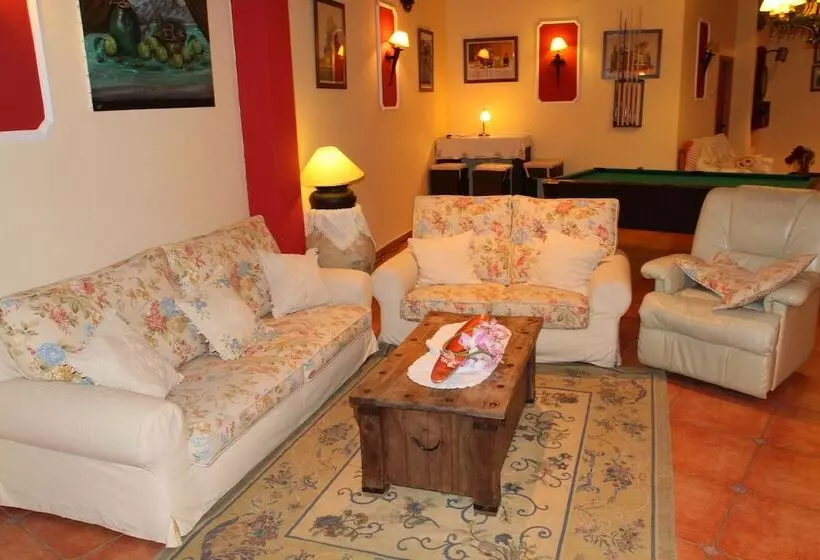 Fotos del hotel El Curro:  11