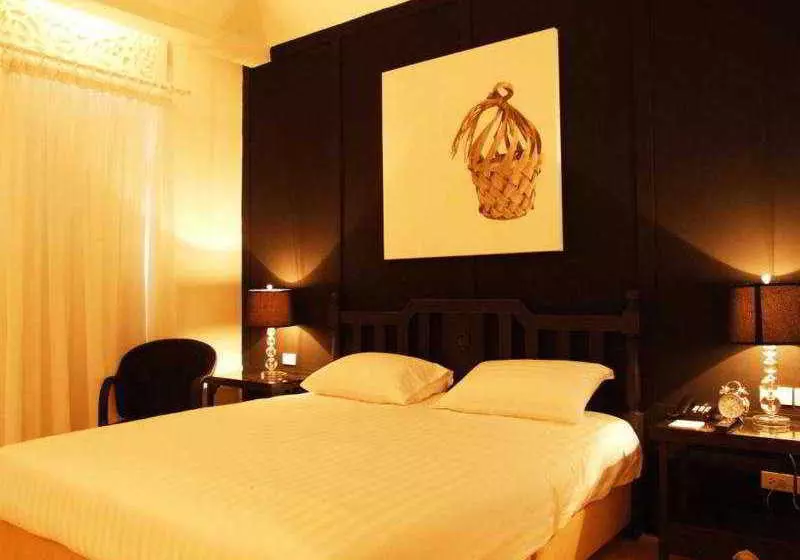 Fotos del hotel Heritage Baan Silom:  2