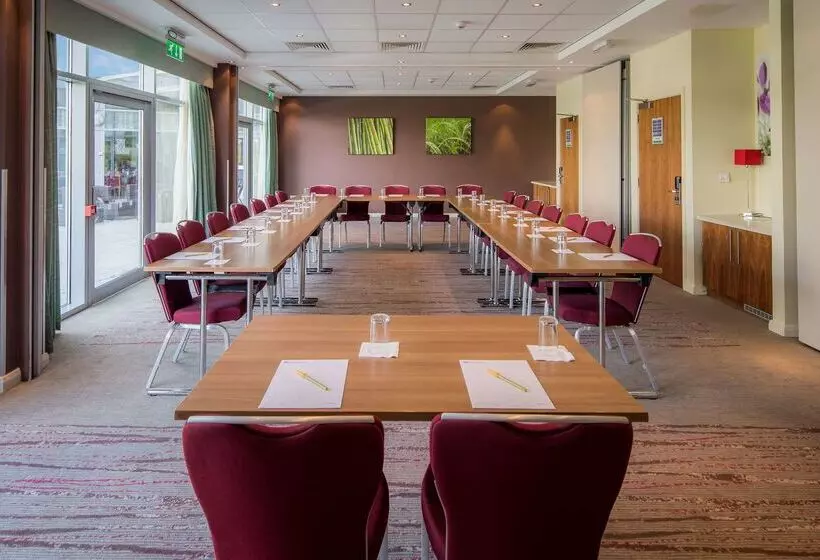 Fotos del hotel Hilton Garden Inn Luton North, United Kingdom:  13