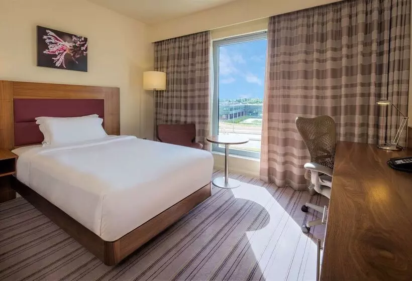 Fotos del hotel Hilton Garden Inn Luton North, United Kingdom:  10