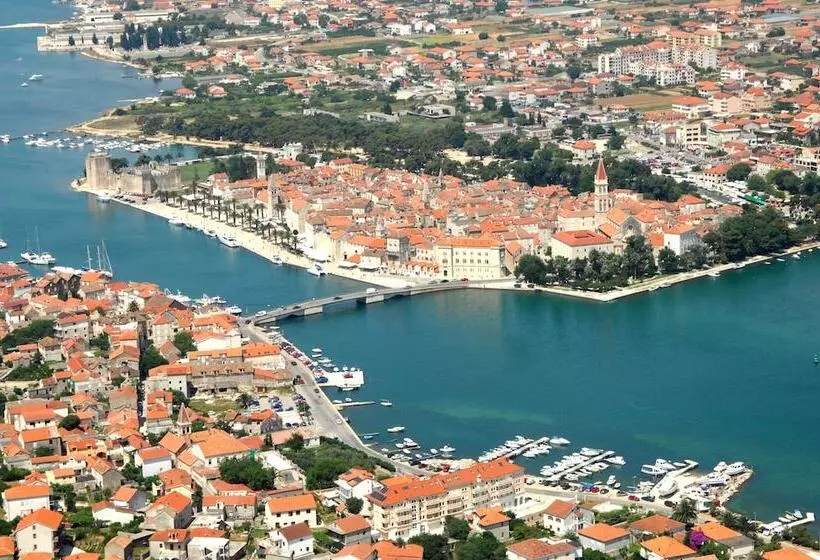Fotos del hotel Trogir Palace:  6