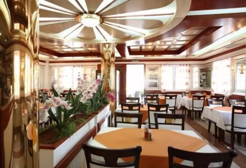 Fotos del hotel Trogir Palace:  9