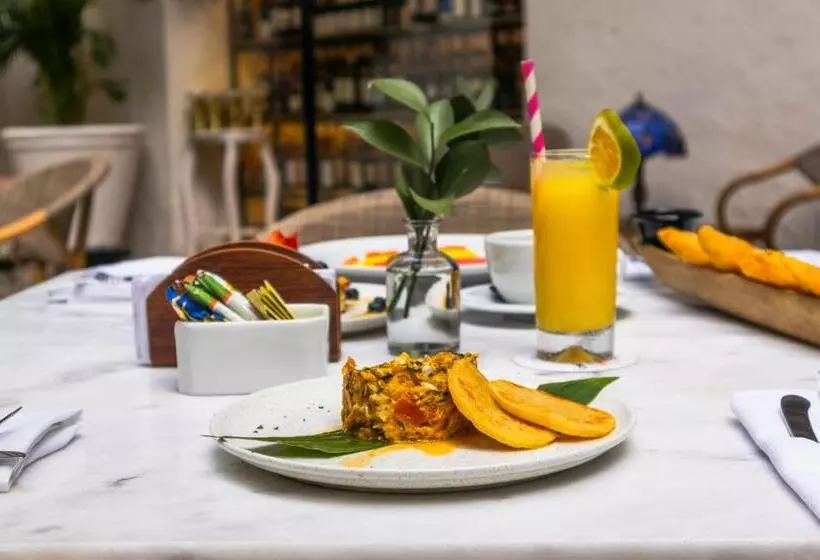 Fotos del hotel El Marqués  Boutique:  12