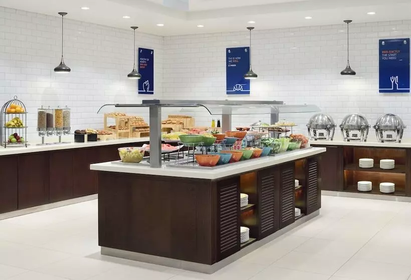 Fotos del hotel Holiday Inn Express Dubai Internet City, An Ihg:  32