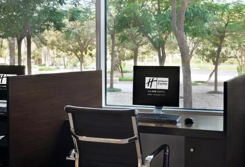 Fotos del hotel Holiday Inn Express Dubai Internet City, An Ihg:  18