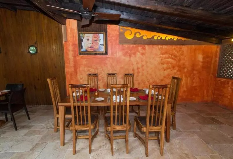 Fotos del hotel Sunrise Club:  10