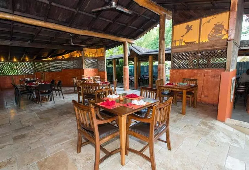 Fotos del hotel Sunrise Club:  17