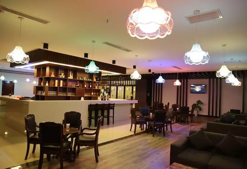 Fotos del hotel Muong Thanh Grand Quang Tri:  12