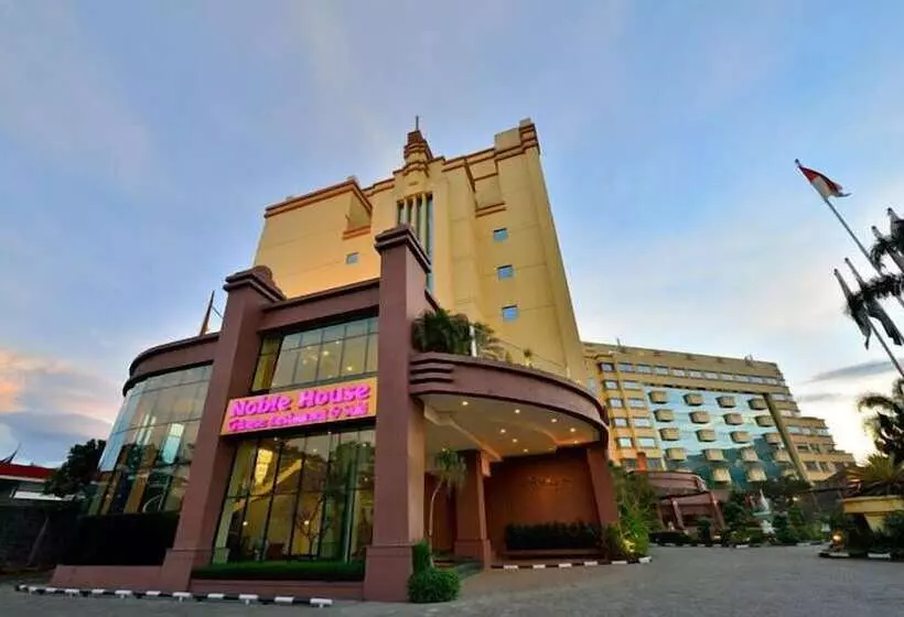 Fotos del hotel Grand Aquila  Bandung:  8