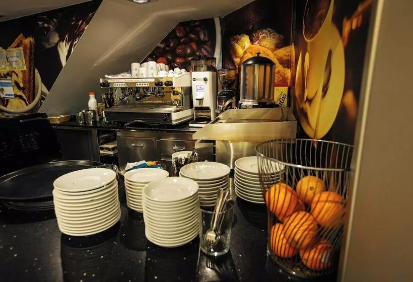 Fotos del hotel Montedobra:  8