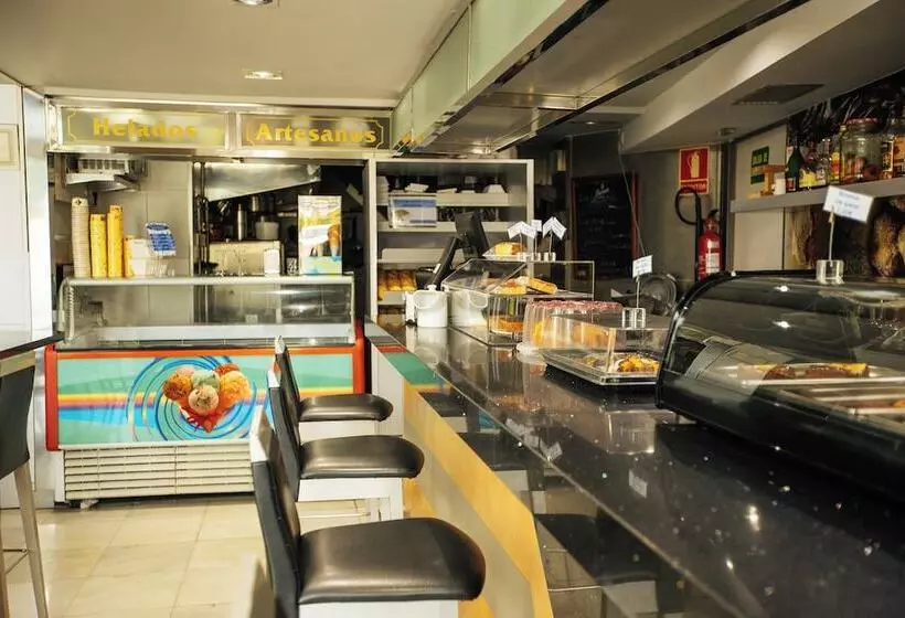 Fotos del hotel Montedobra:  4