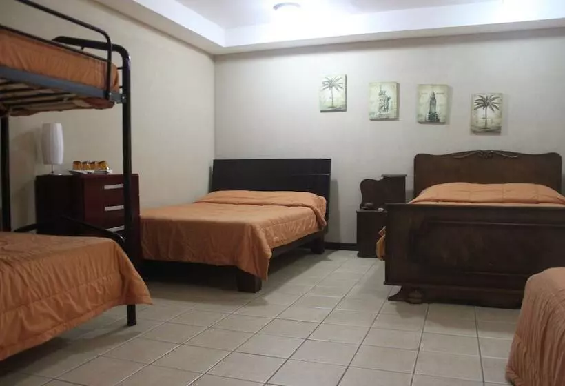 Fotos del hotel Santa Maria Inn:  7