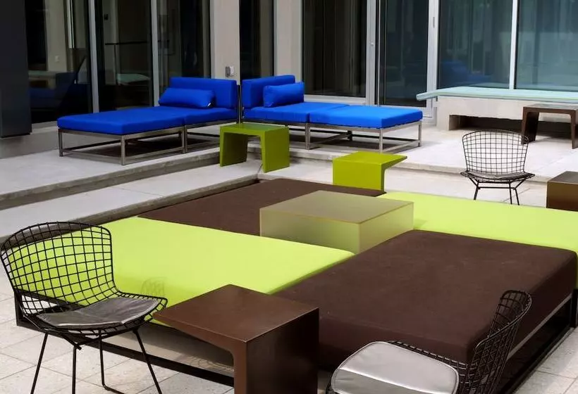 Fotos del hotel Aloft Montreal Airport:  6