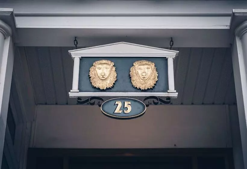 Fotos del hotel Auberge Aux Deux Lions:  9