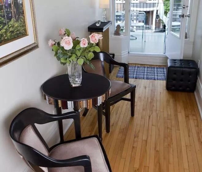 Fotos del hotel Auberge Aux Deux Lions:  3