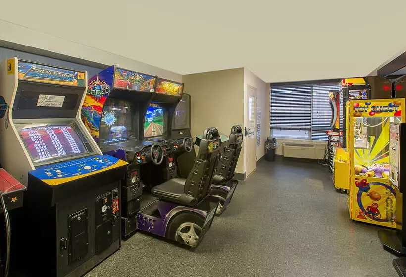 Fotos del hotel Ramada By Wyndham Niagara Falls By The River:  12