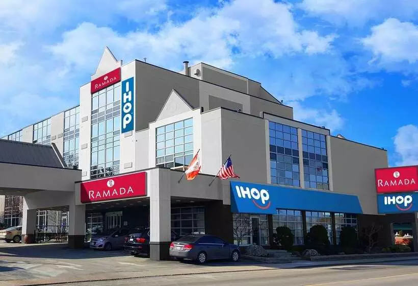 Fotos del hotel Ramada By Wyndham Niagara Falls By The River:  18