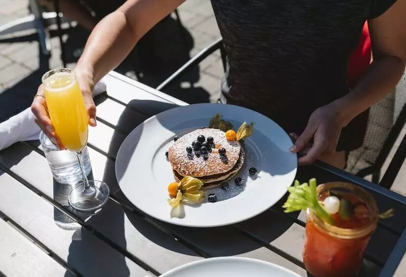 Fotos del hotel Nita Lake Lodge:  23