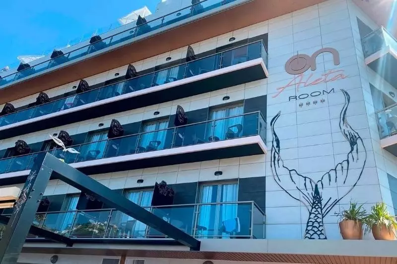 Fotos del hotel On Aleta Room Designed For Adults:  12